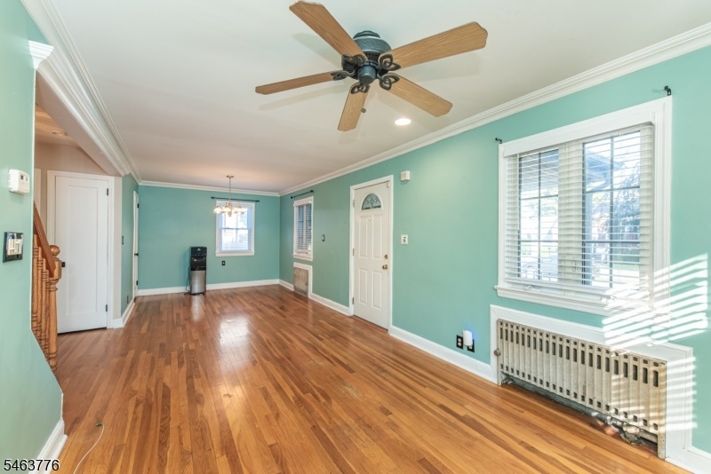 Living Room/Dining Room
