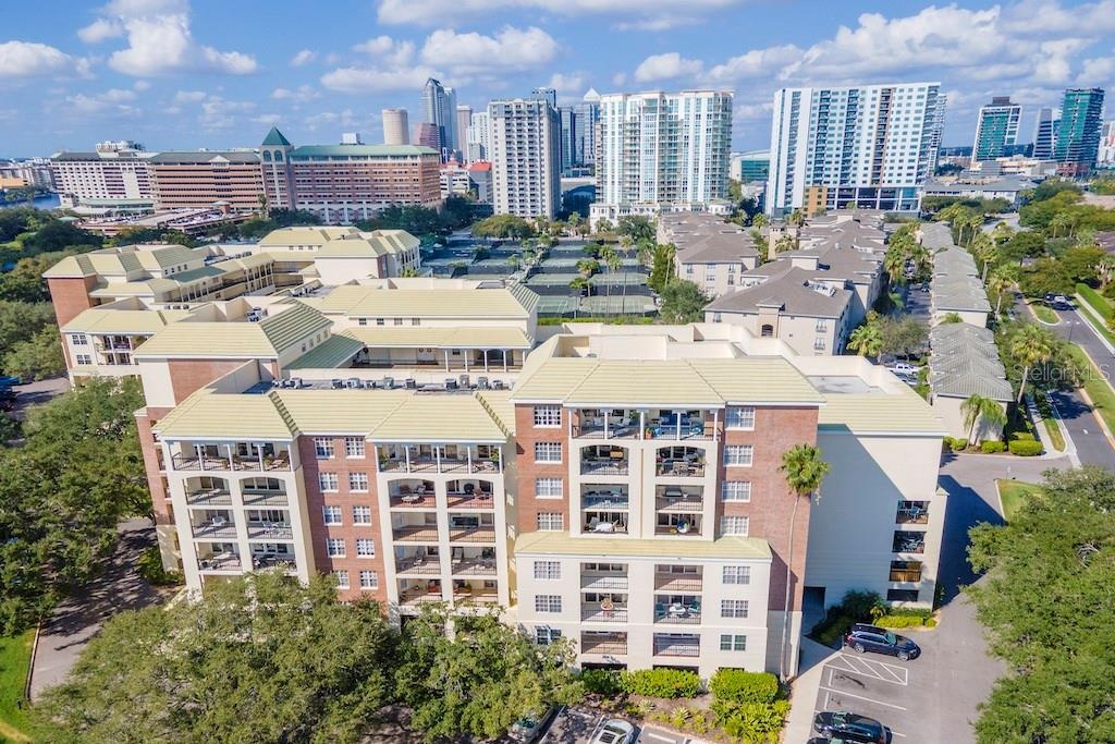 Welcome to Harbour Court on Harbour Island