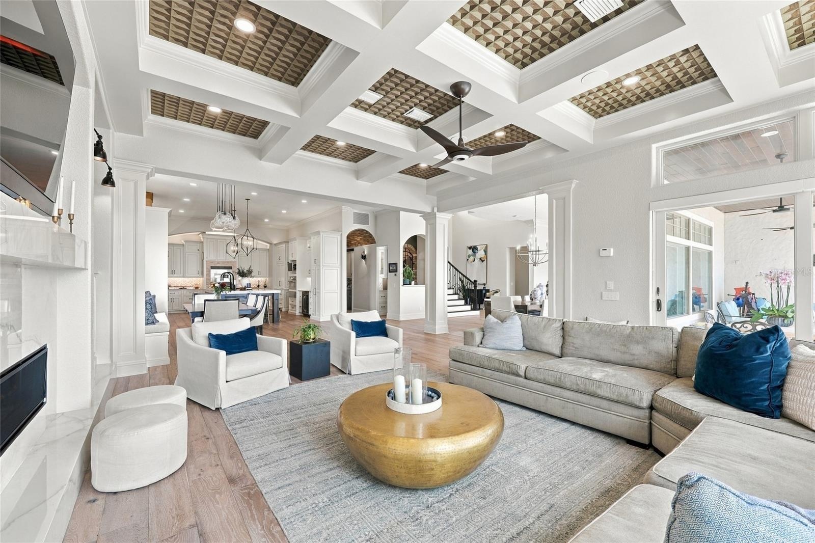 FAMILY ROOM WITH VIEWS OF LAKE DOWN