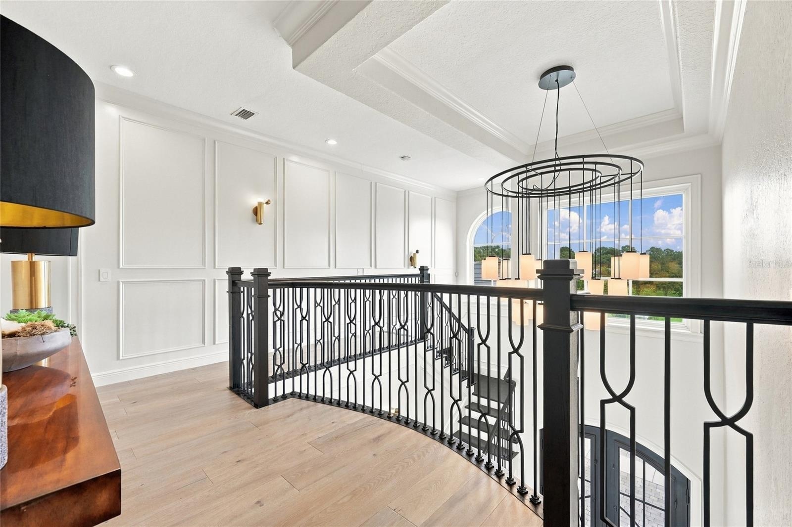2ND FLOOR LANDING
