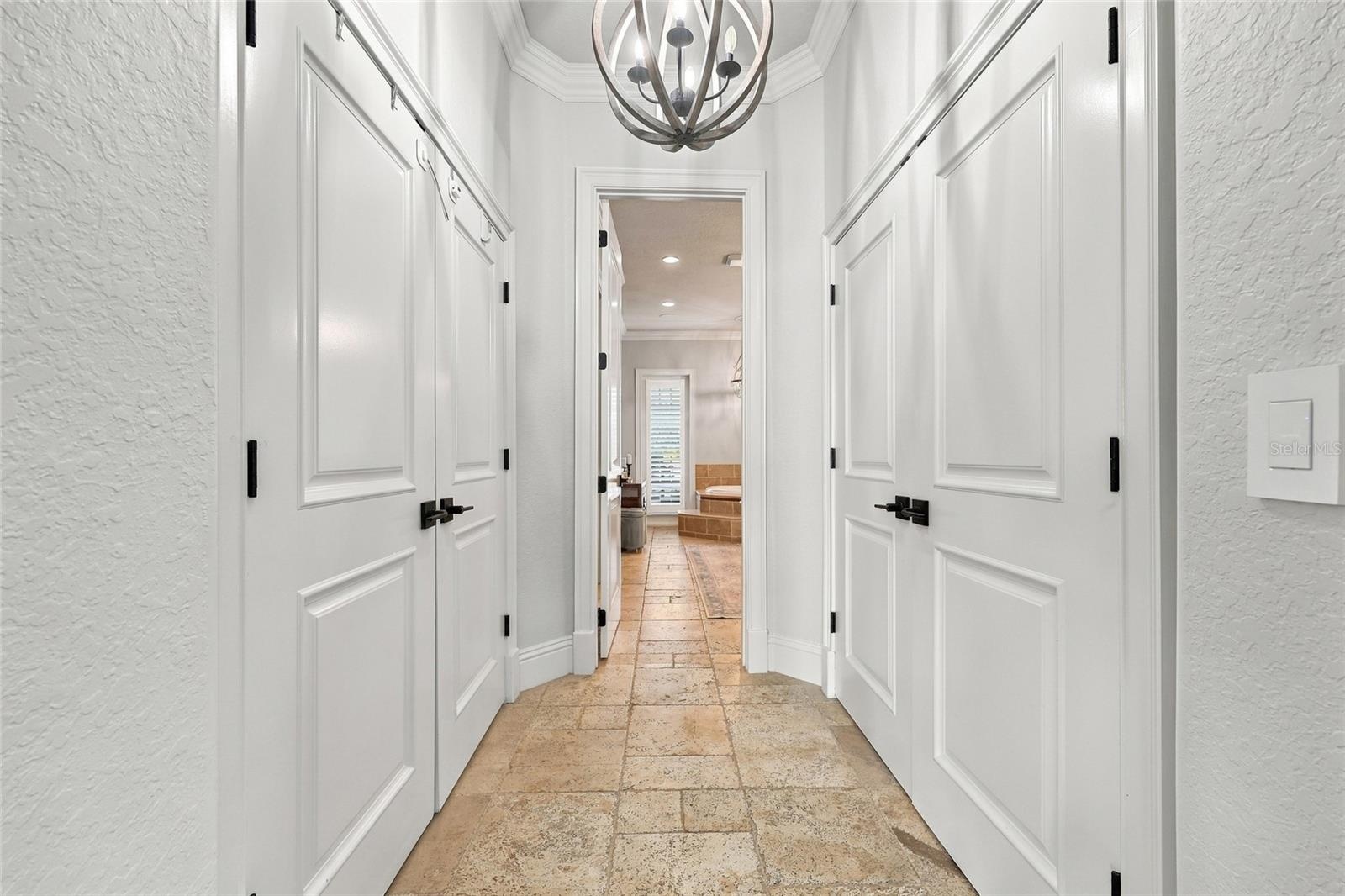 DUAL CLOSETS IN PRIMARY
