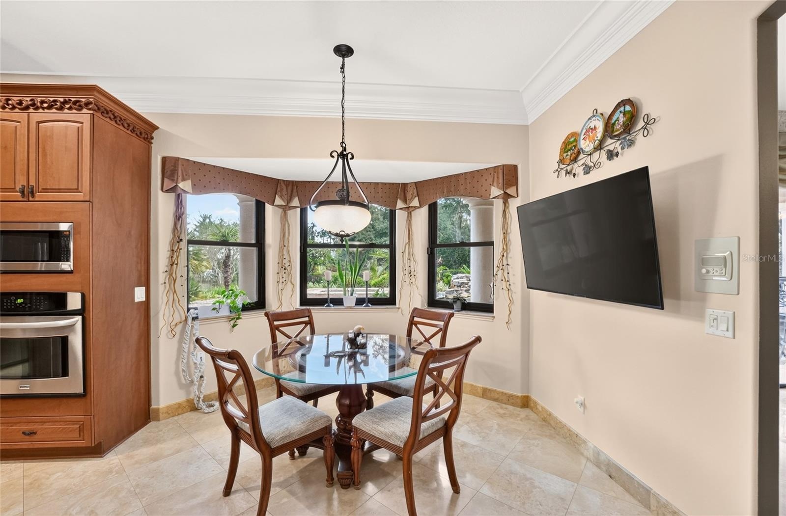 Breakfast Nook