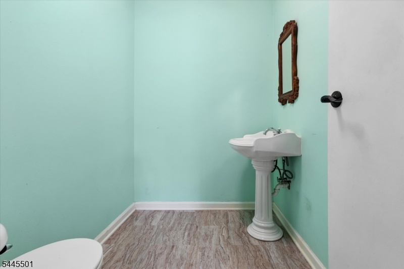 Bathroom (2)
