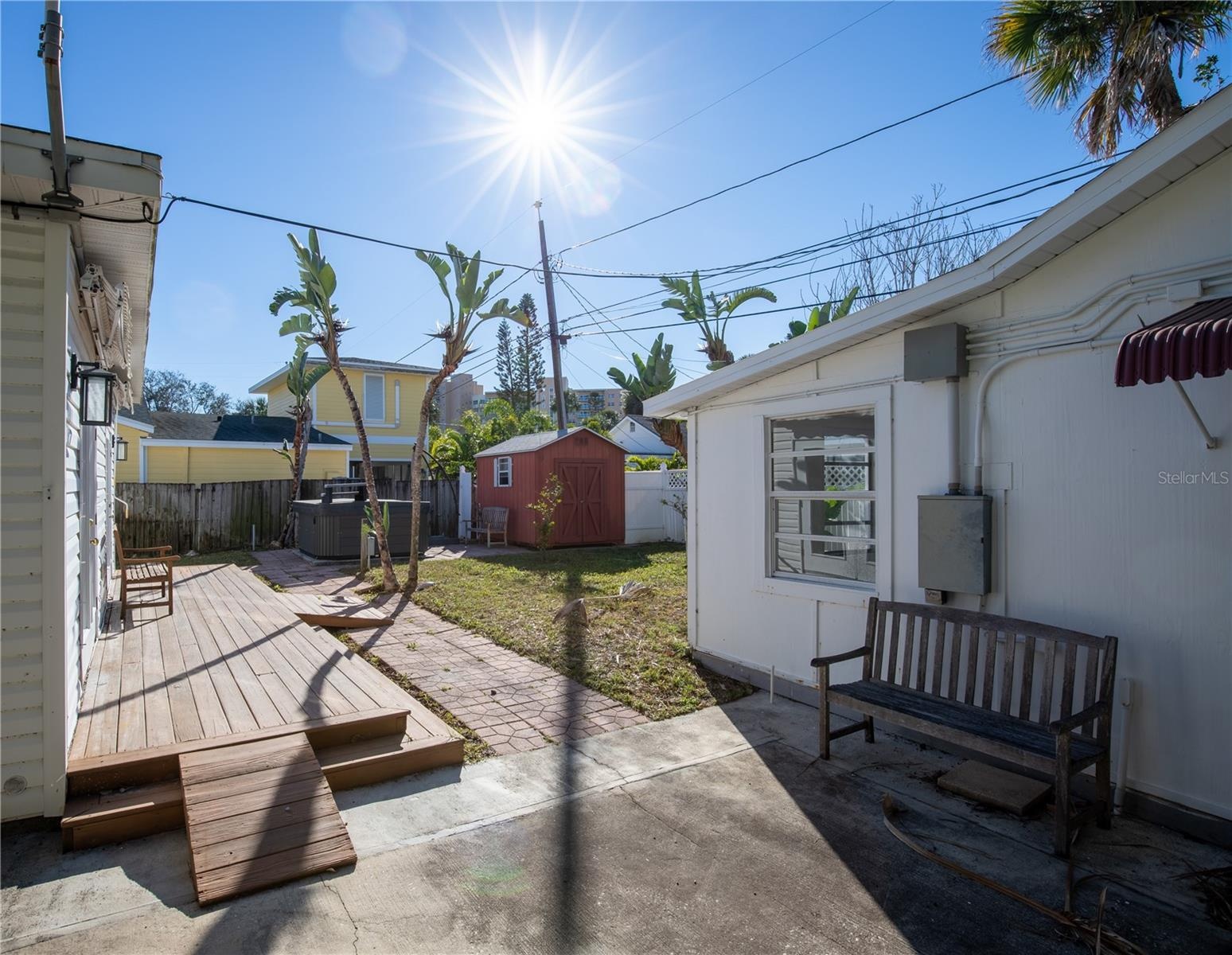 GUEST HOUSE