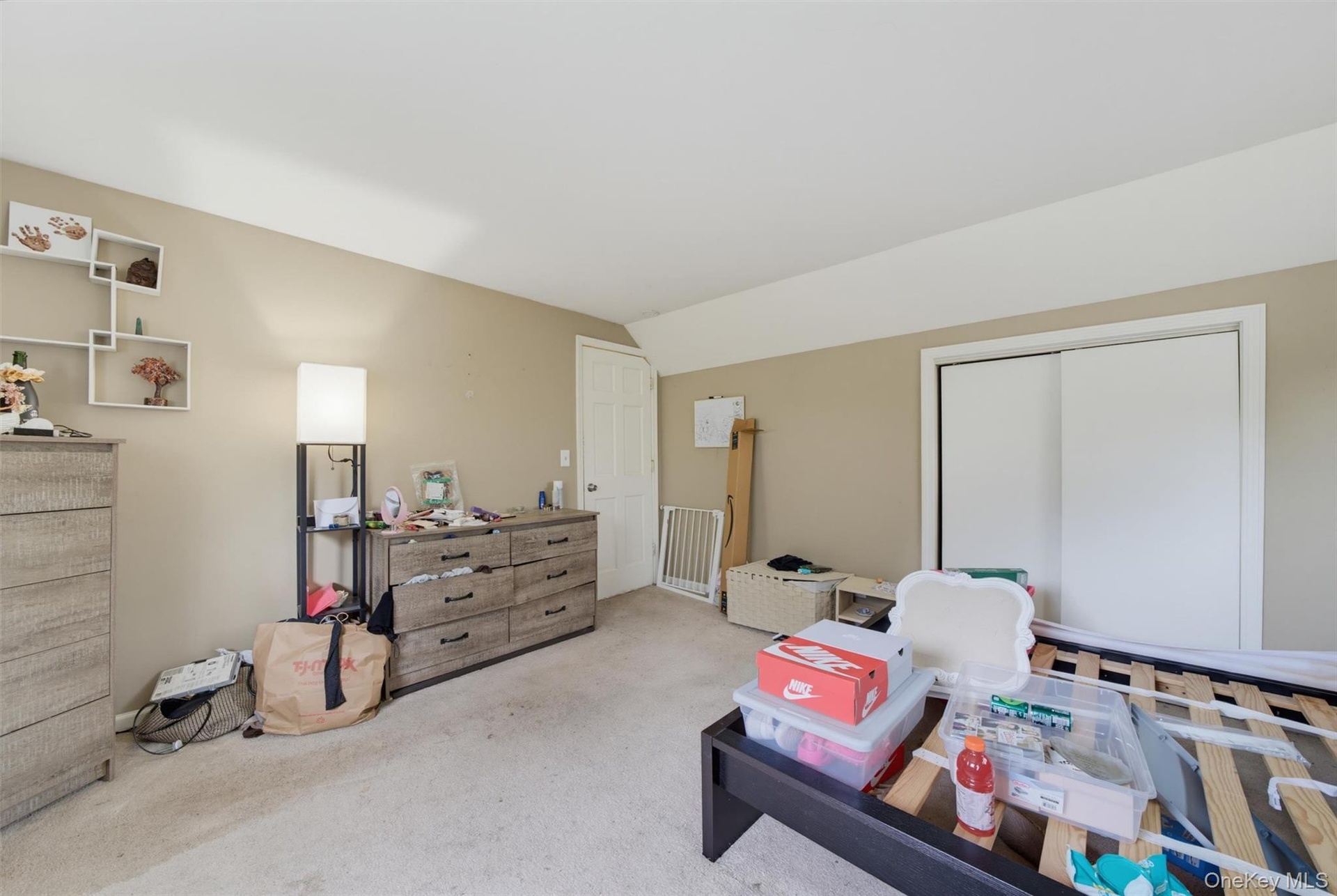 capecod bedroom