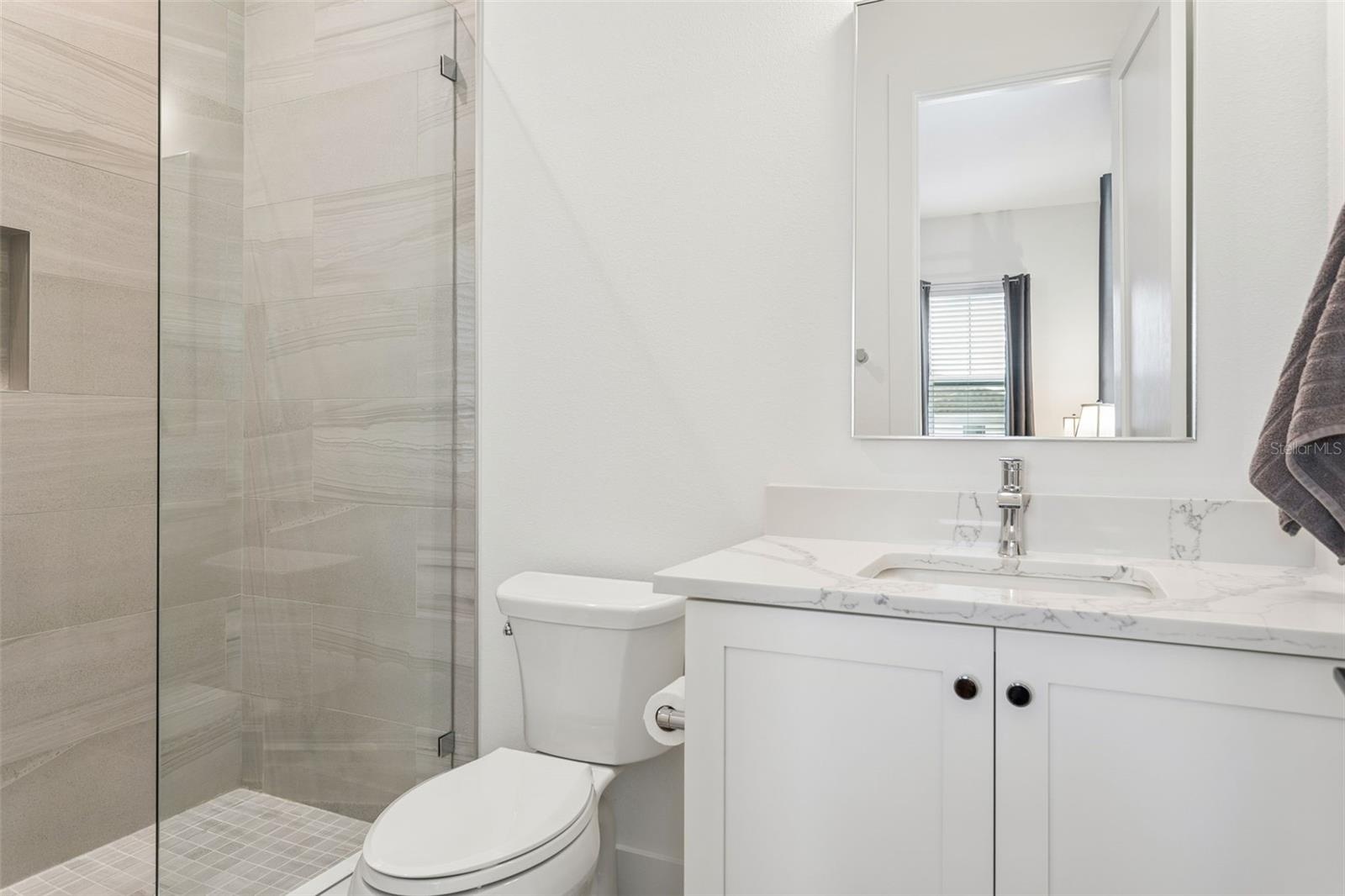 bathroom 3 (connected to bedroom 3)