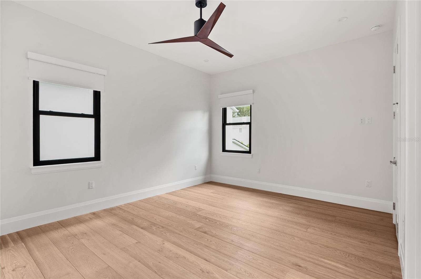 BEDROOM #4