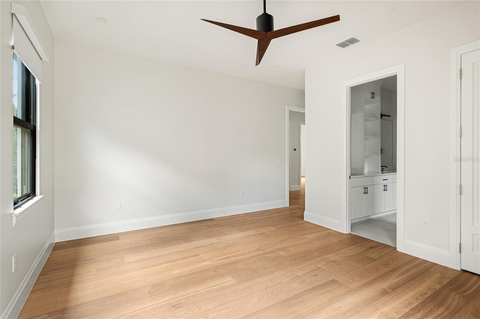 BEDROOM #5