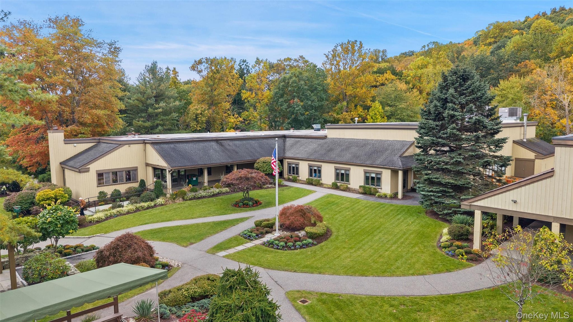 Some of the best amenities in Westchester - Golf, swimming, tennis, pickle ball, fitness facilities, activity center, and a full calendar of recreatio