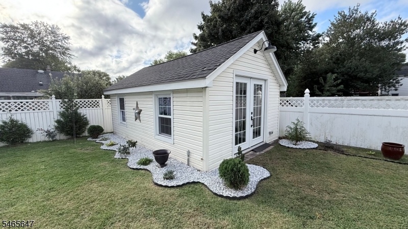 Shed