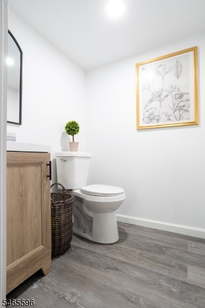 BASEMENT HALF BATHROOM