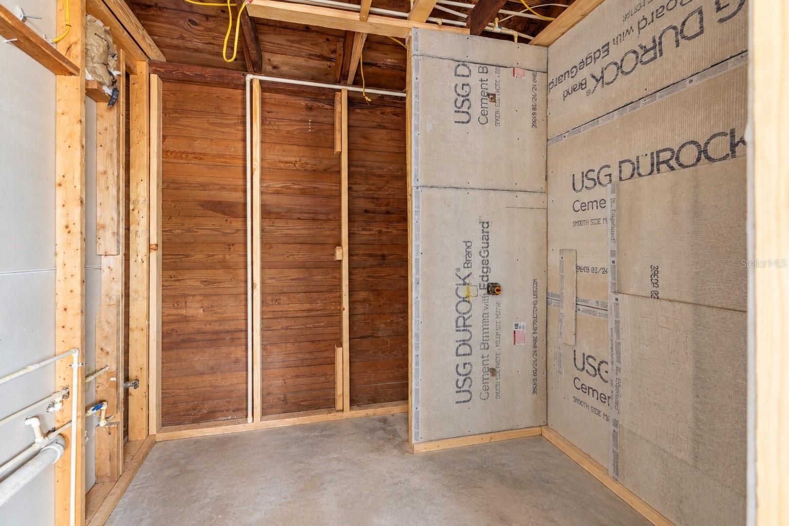Garage Studio Bathroom