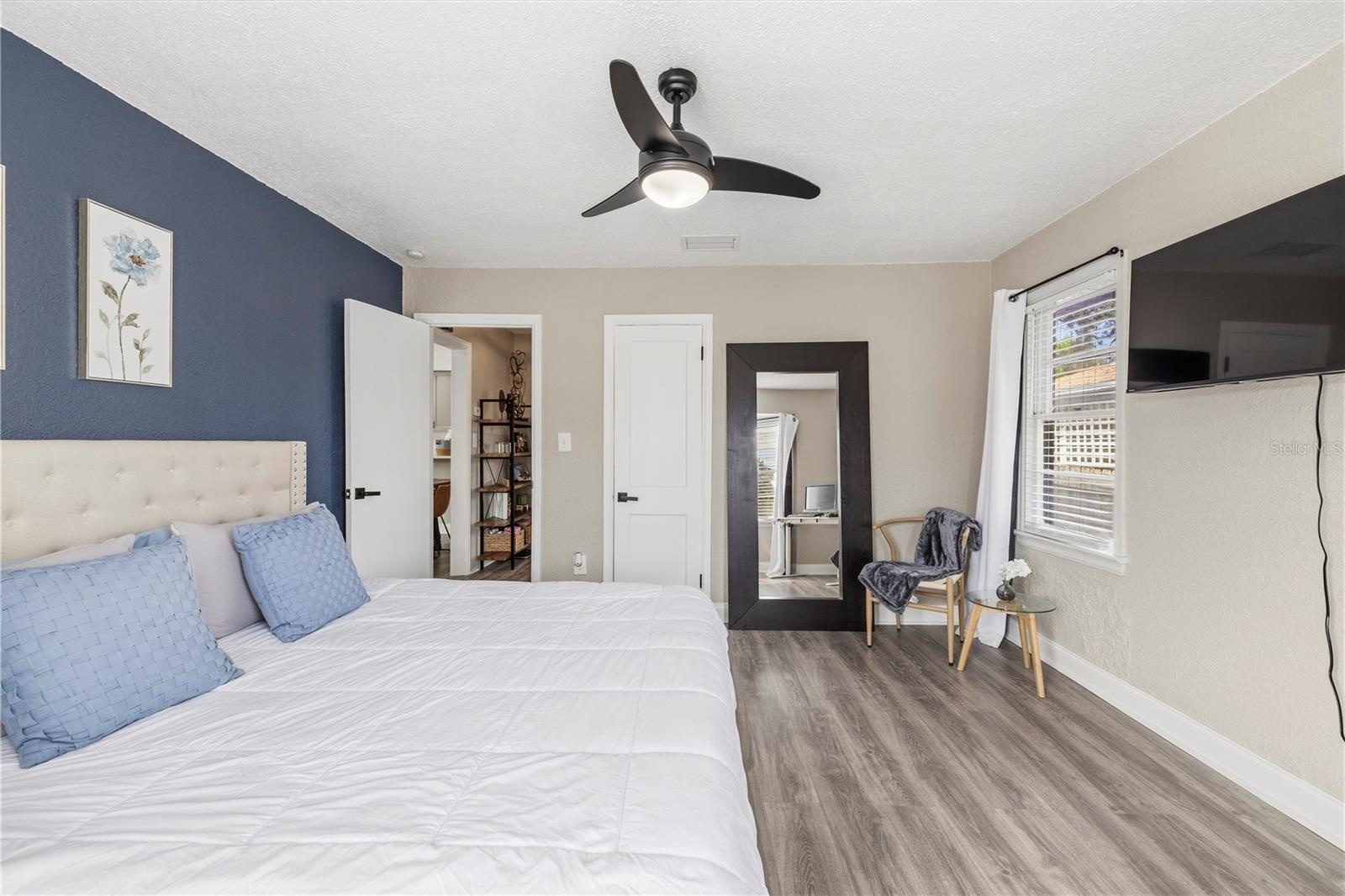 Main House Bedroom 1