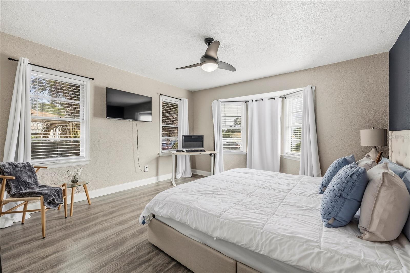 Main House Bedroom 1