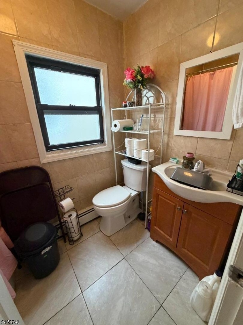 3rd fl Bathroom