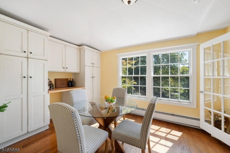 Breakfast Room