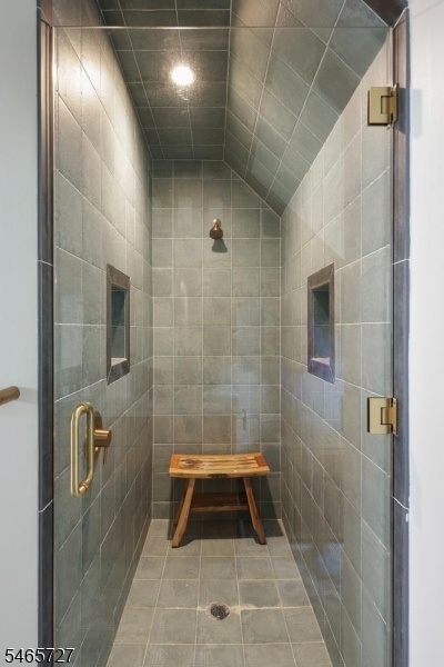 Primary Stall Shower