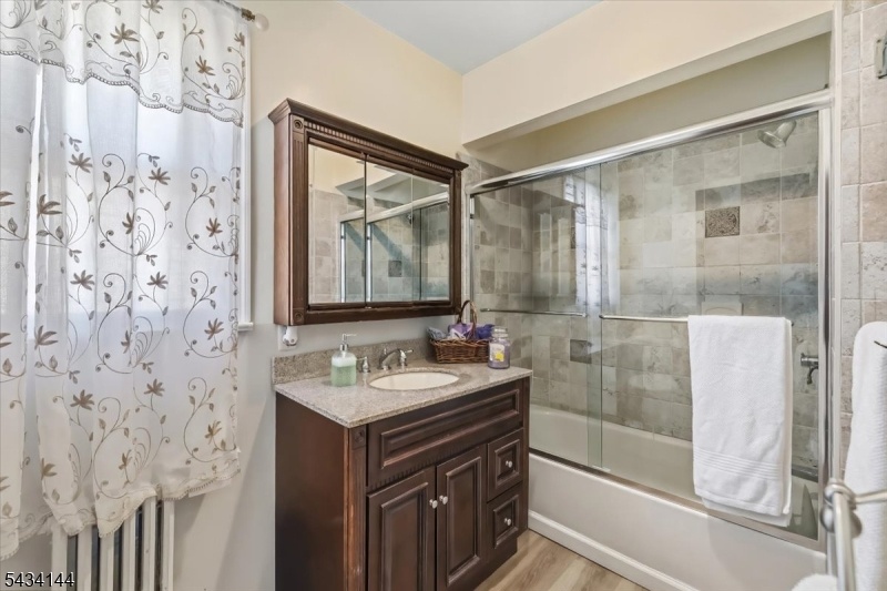 Bathroom Alternate View