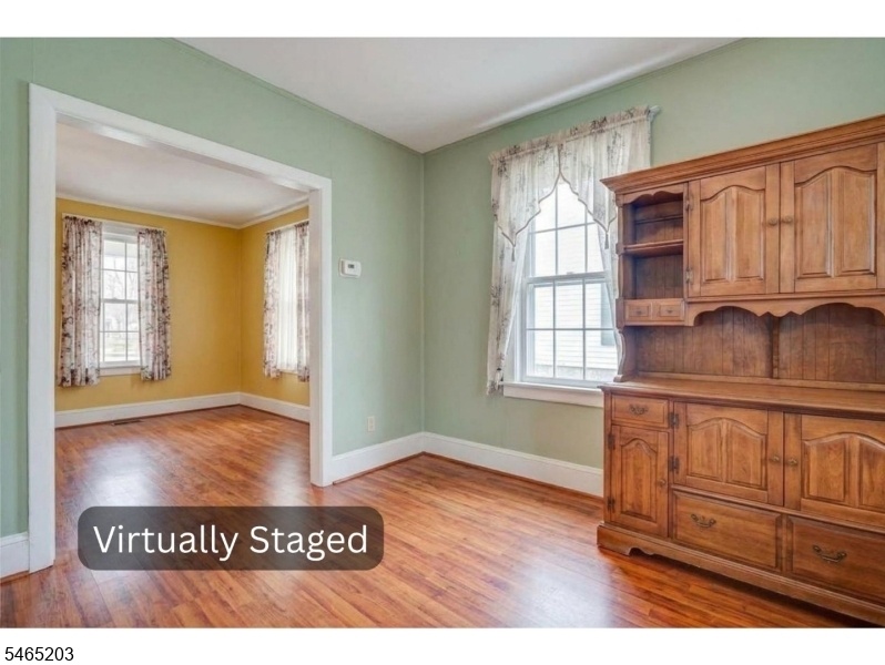 Dining room virtually staged