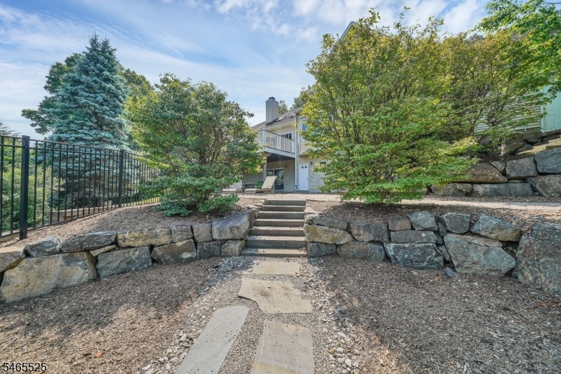 Steps to Upper Patio