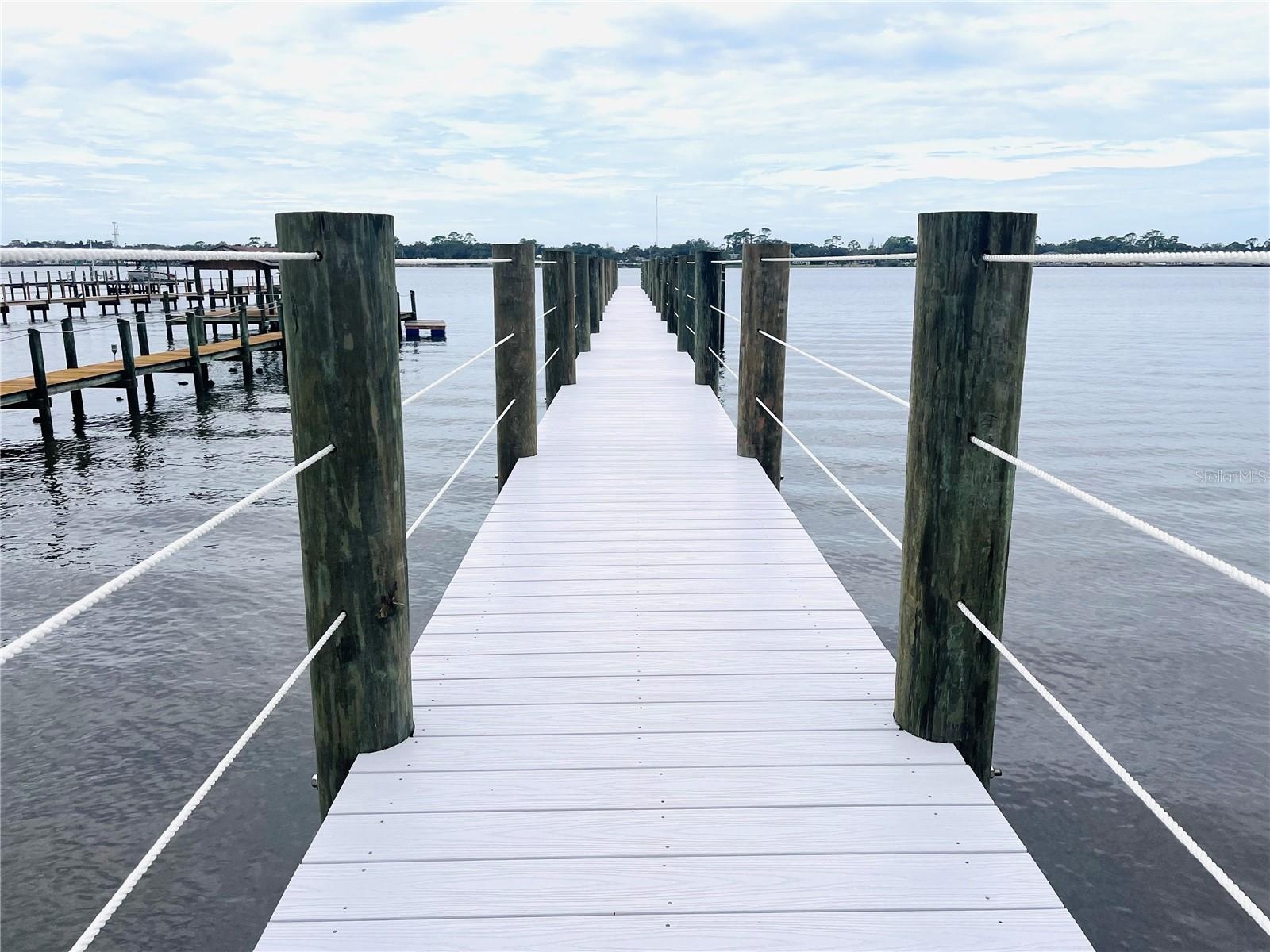NEW COMPOSITE DOCK