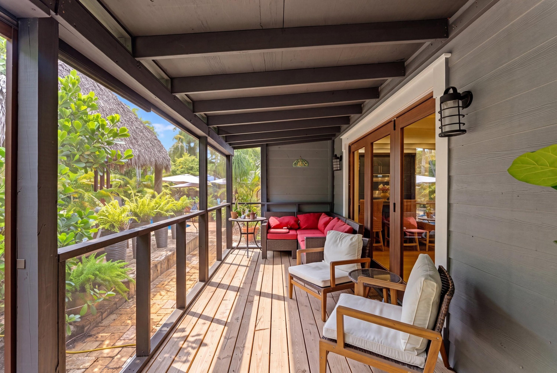 Screens back-porch.