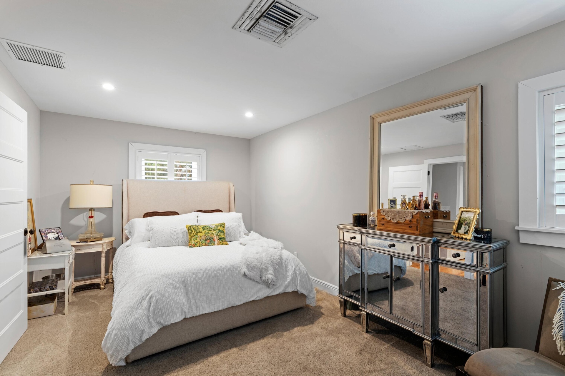 2nd floor in main area, 5th bedroom. Same floor as the primary bedroom.