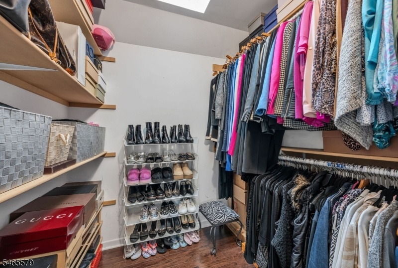 Walk-In Closet Primary