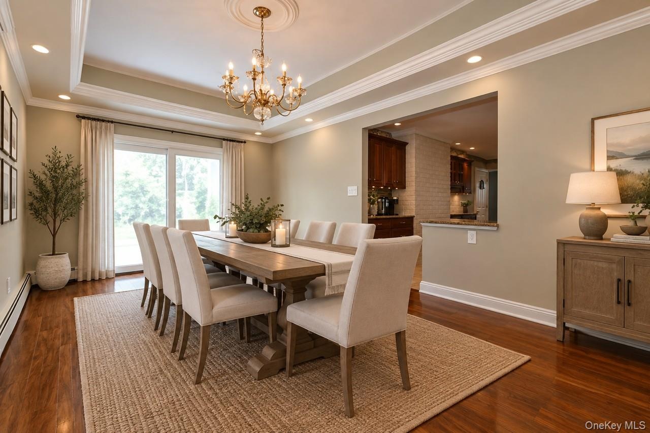 Dining Room Digitally Staged