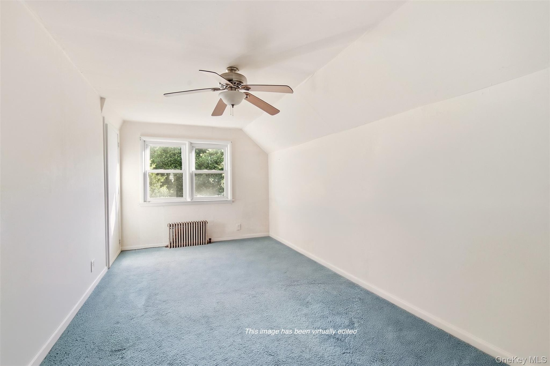 2nd floor bedroom