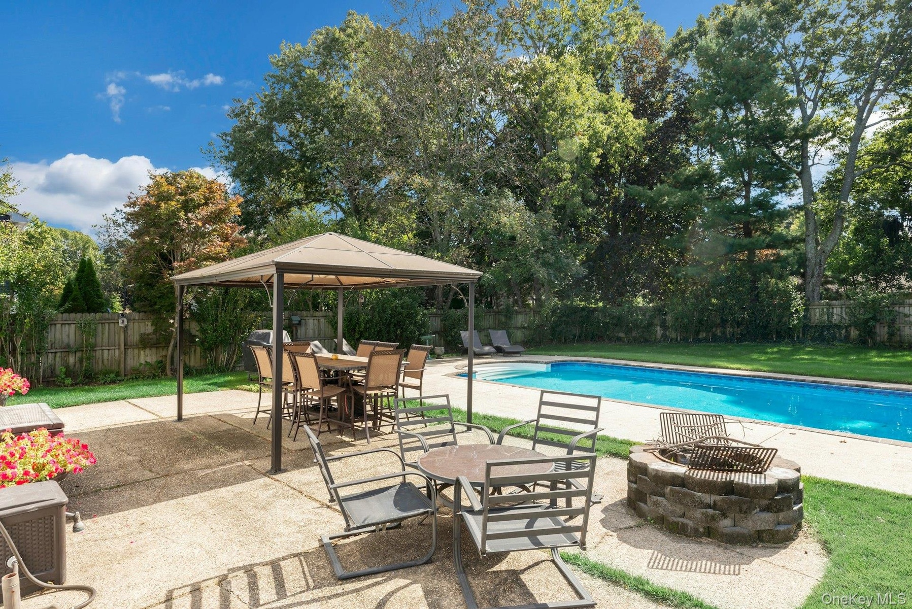 Rear Patio Inground Pool