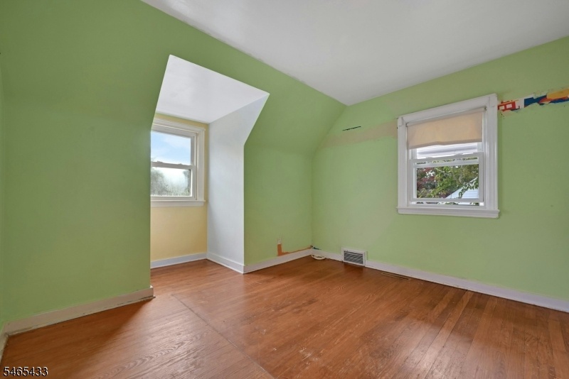 Bedroom 3 - 2nd Floor