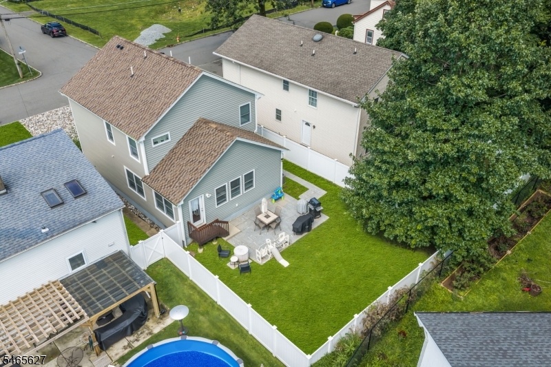 42 Deerfield Rd