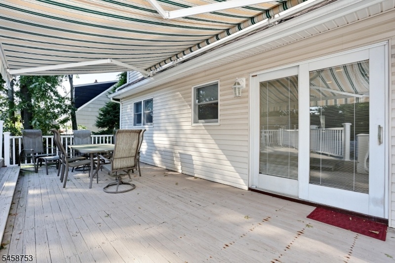 Deck with Electric Awning
