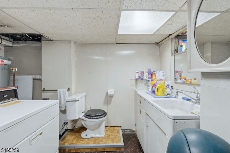 Laundry Room - Basement