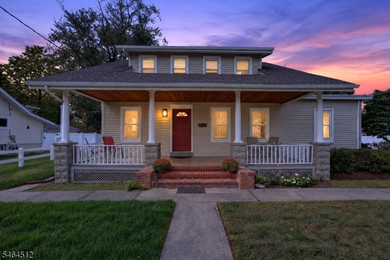 Twilight Front of House