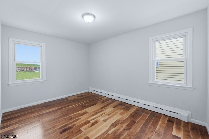 Bedroom 2 (unit 1)