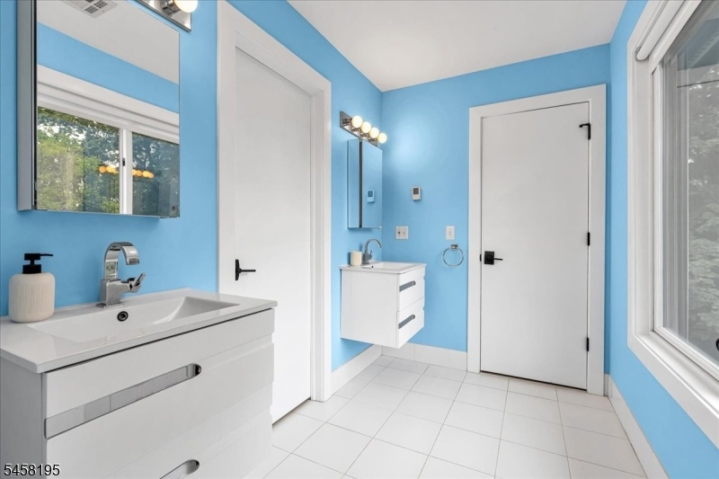 Jack & Jill Bathroom