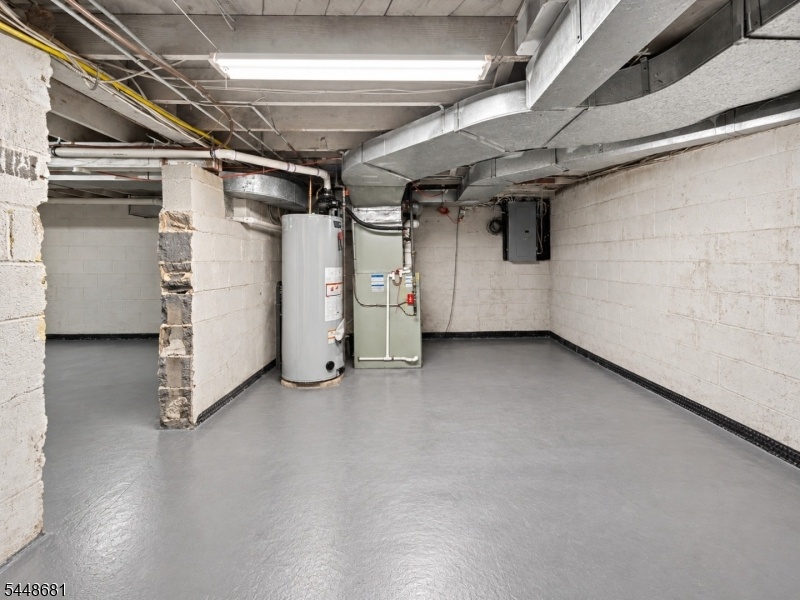 basement1