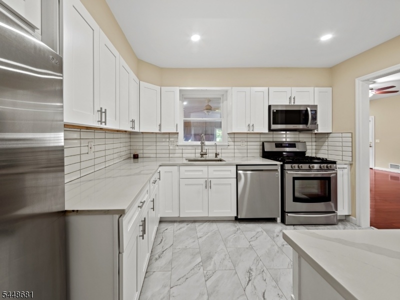 kitchen2