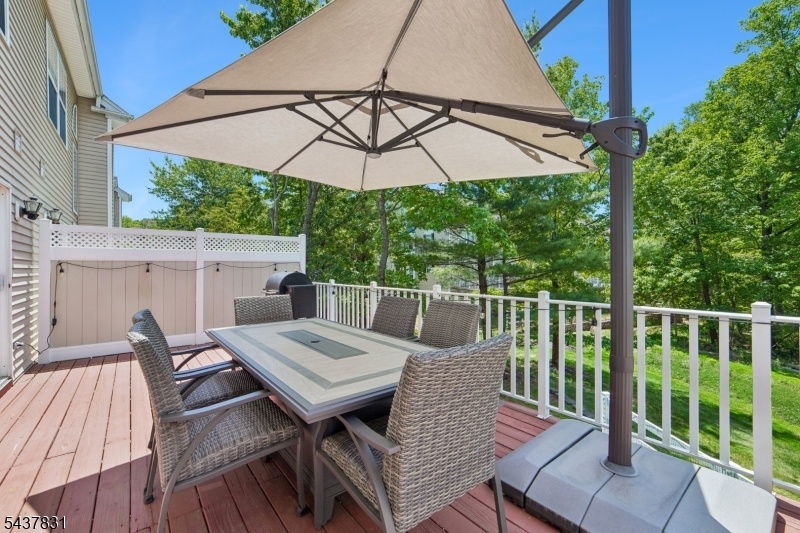 Private Deck