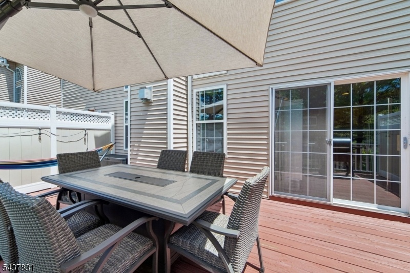 Private Deck