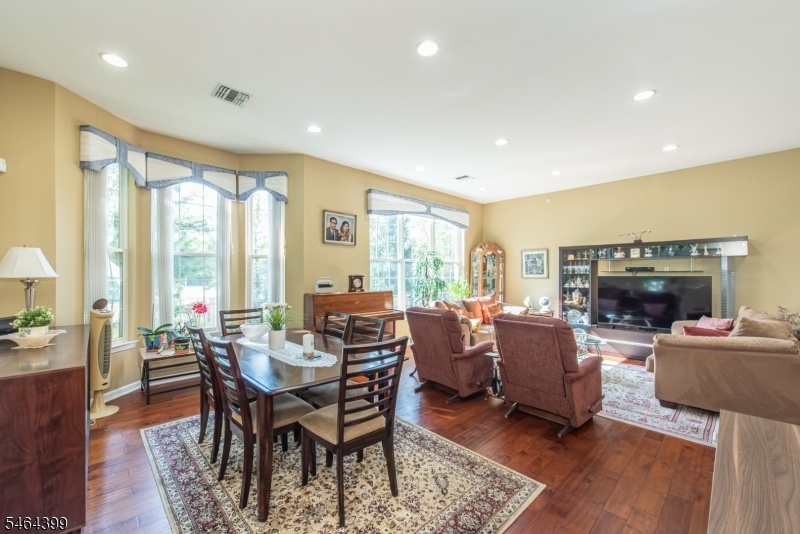 Dining Room/ Living Room