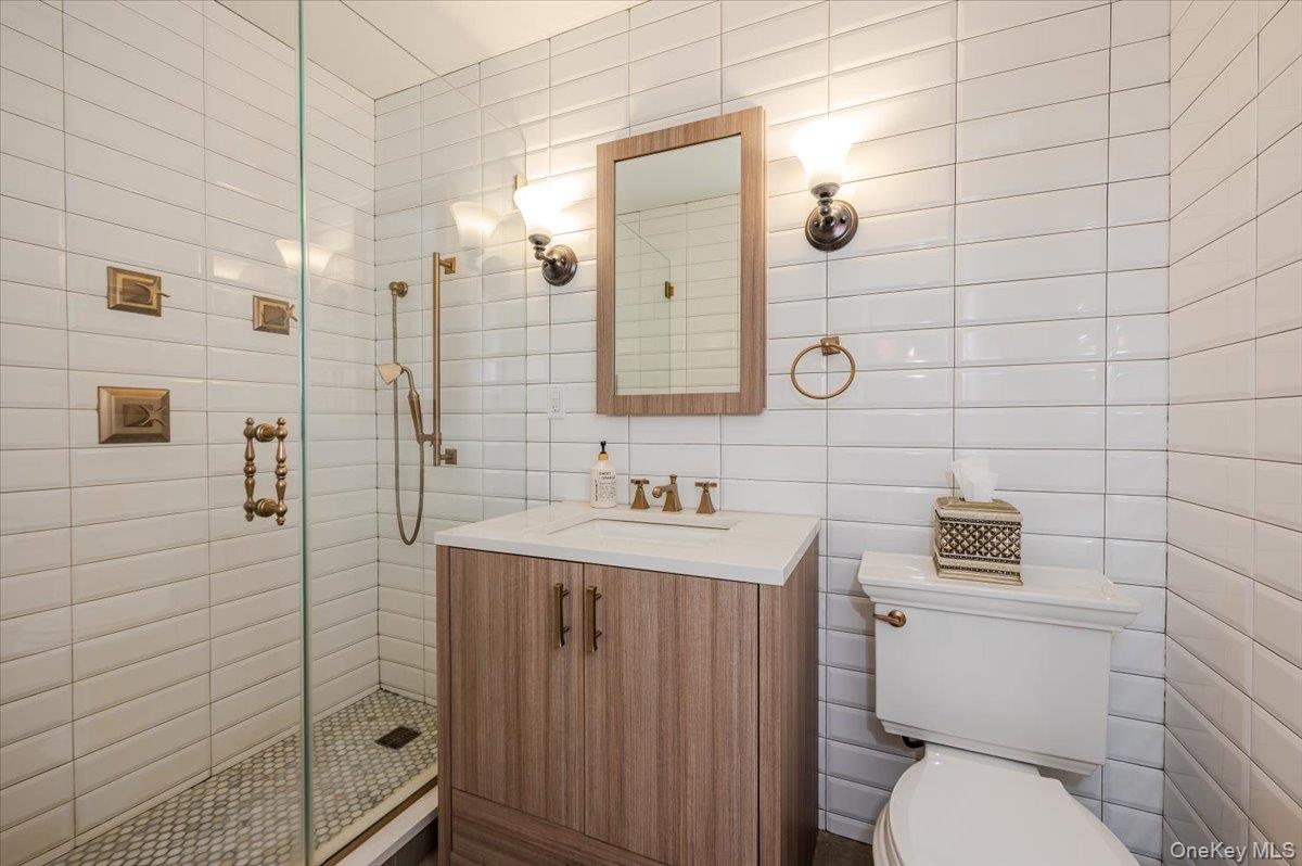 Updated Primary Bath