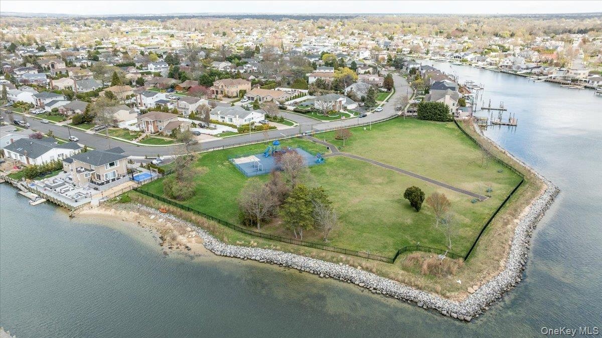 Convenient to Collaren Park