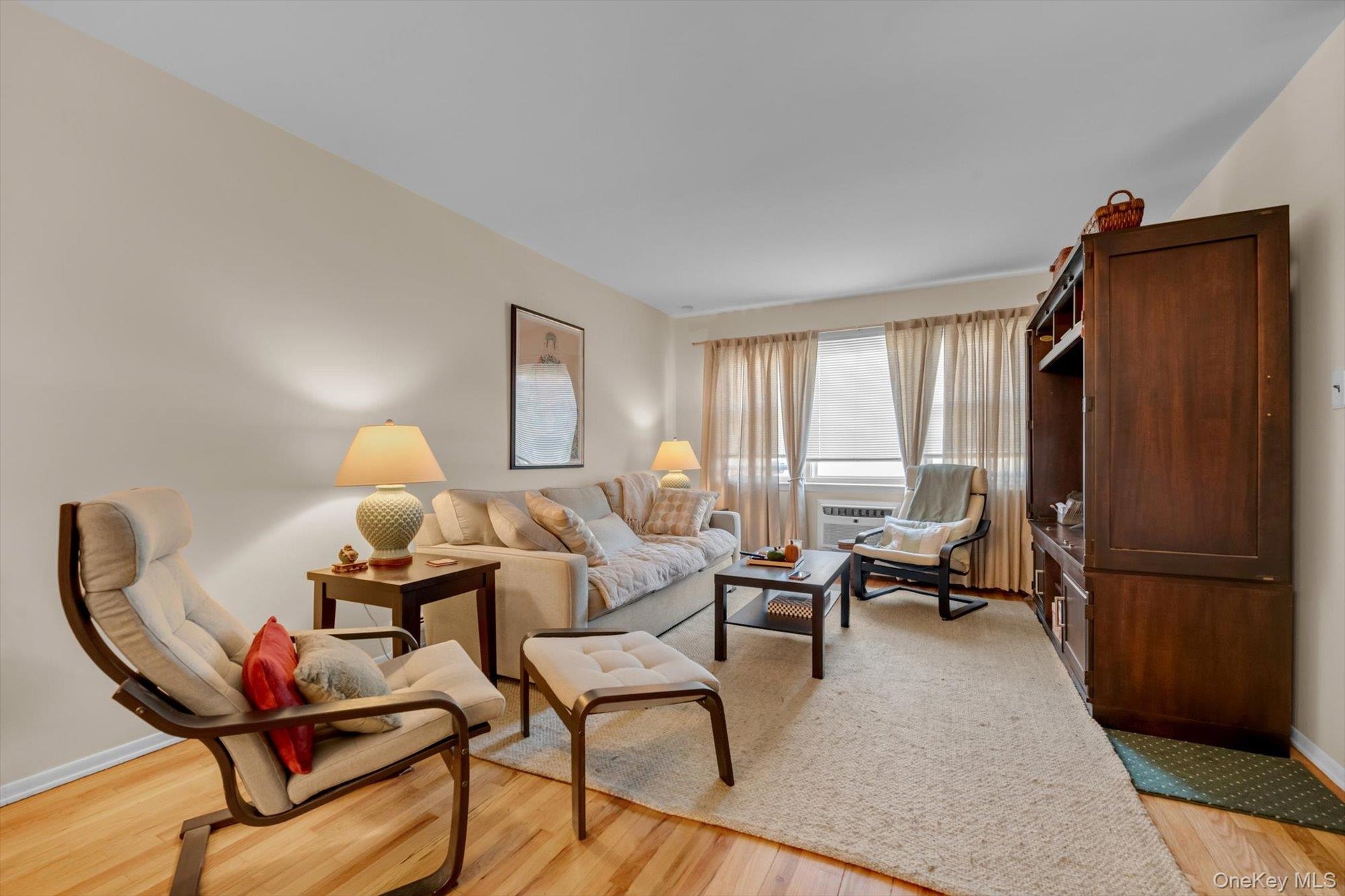 Hardwood flooring, light wall tones