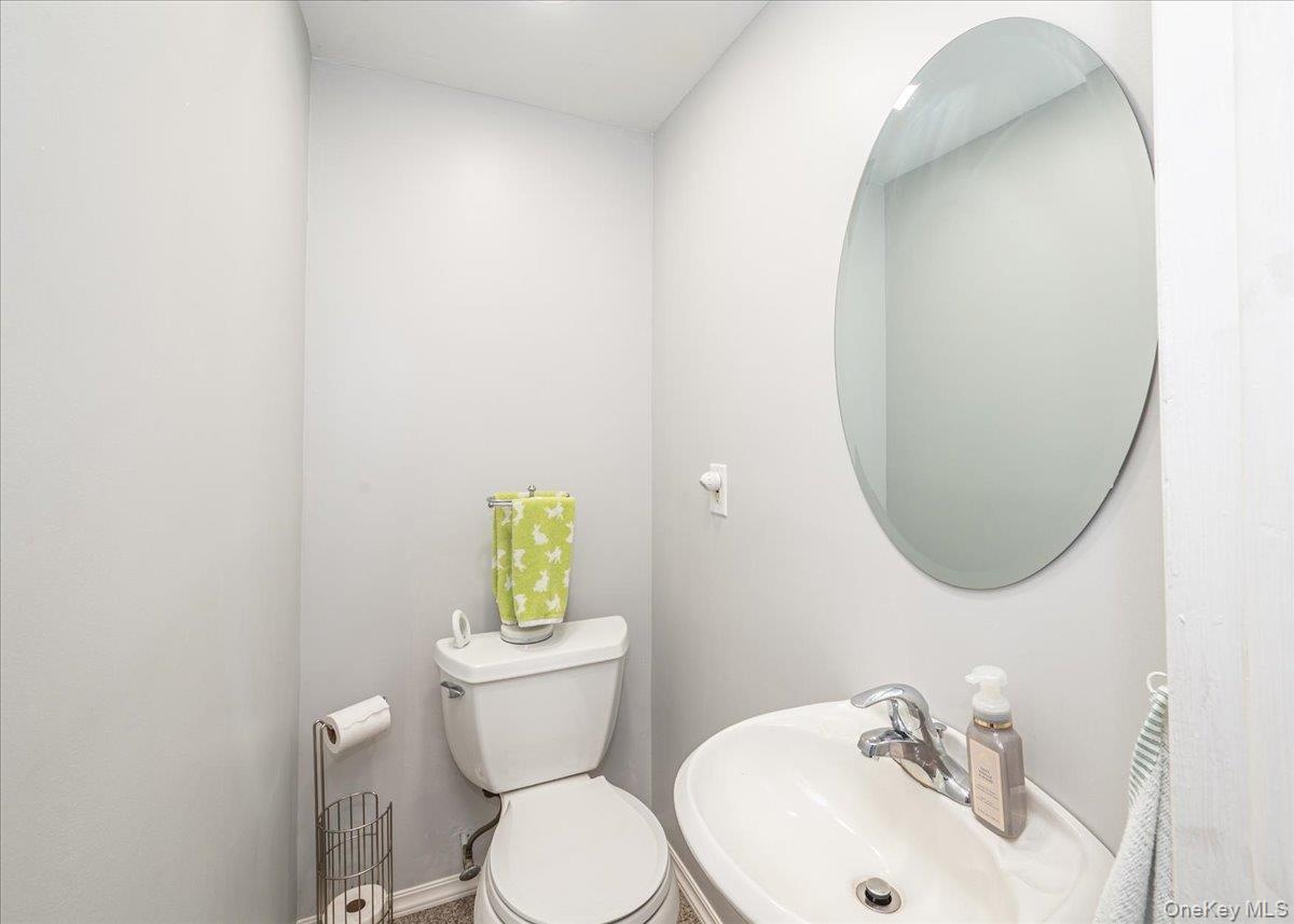 1/2 Bath