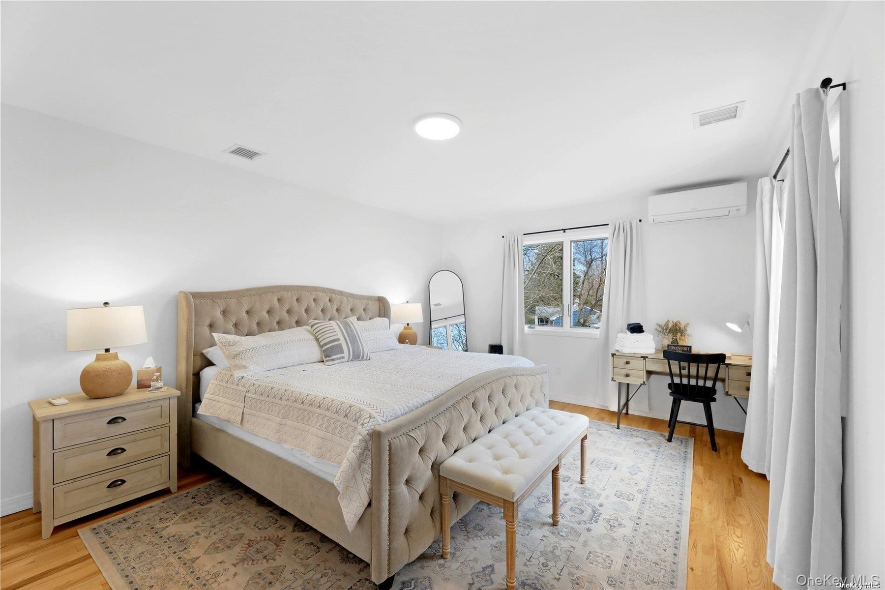 Second Floor En-Suite Bedroom #4