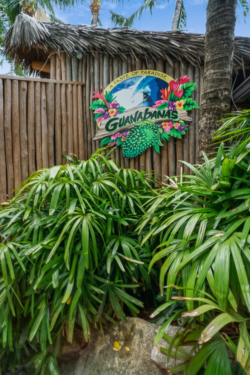 Guanabanas, one of many restaurants within walking distance.