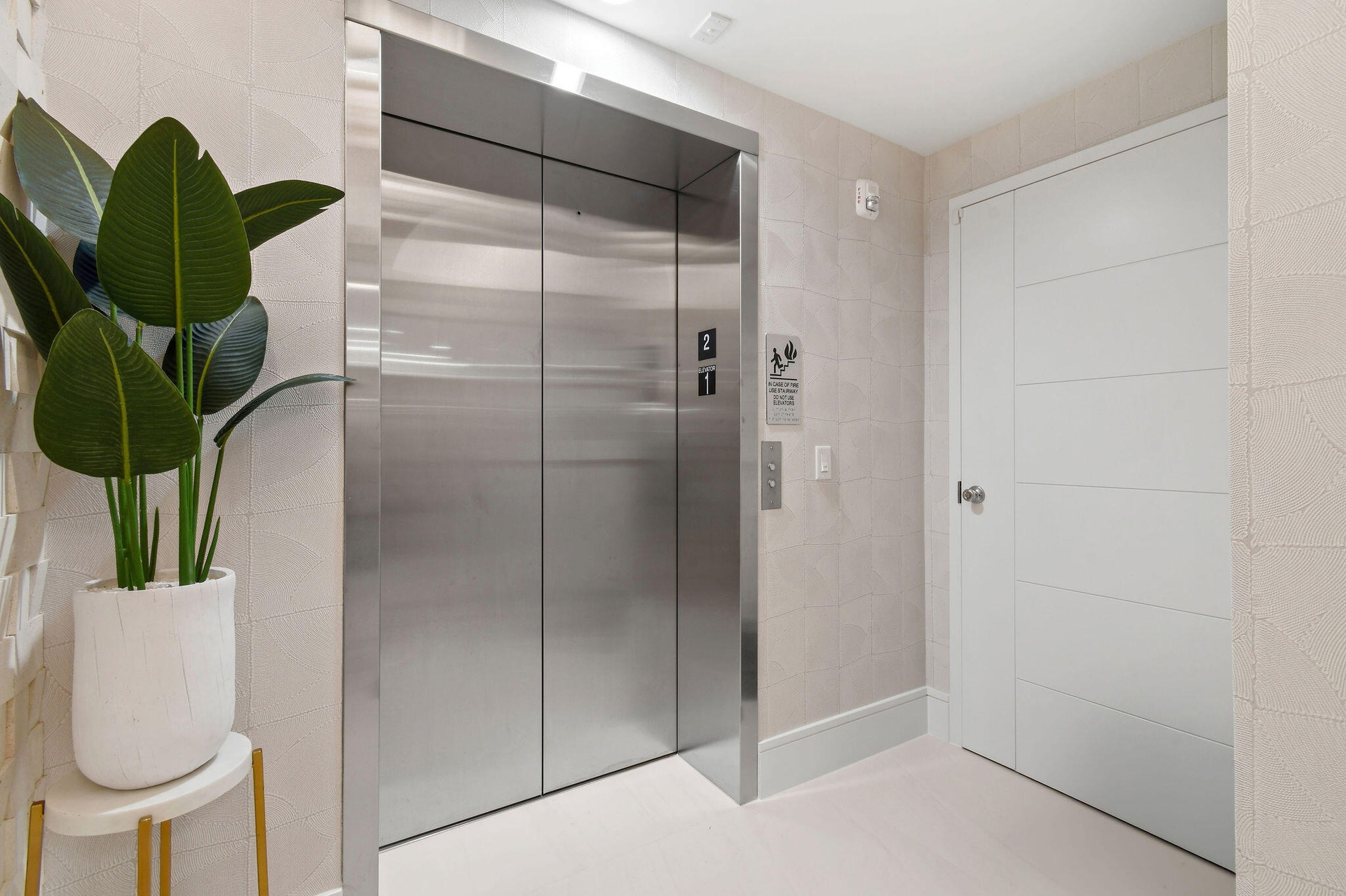 Private elevator